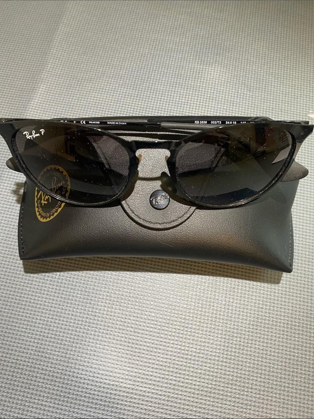 Ray-Ban Men’s Black Sunglasses with Dark Lenses